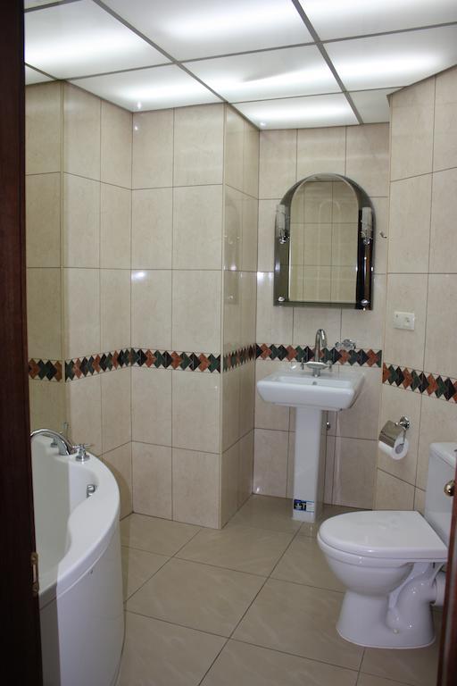 Hotel Bansay Dnipro Habitación foto